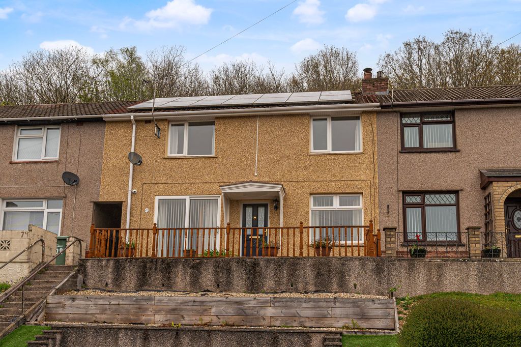 Property photo 1 of 34