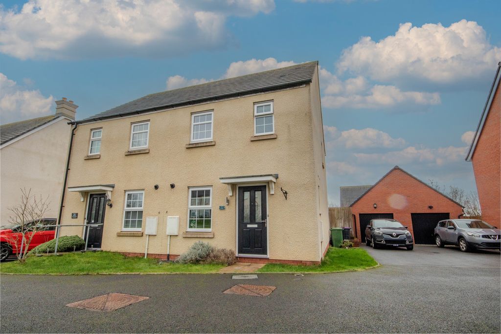 Property photo 1 of 30