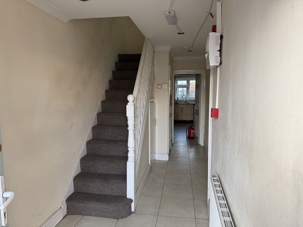 Property photo 2 of 10 Gallery