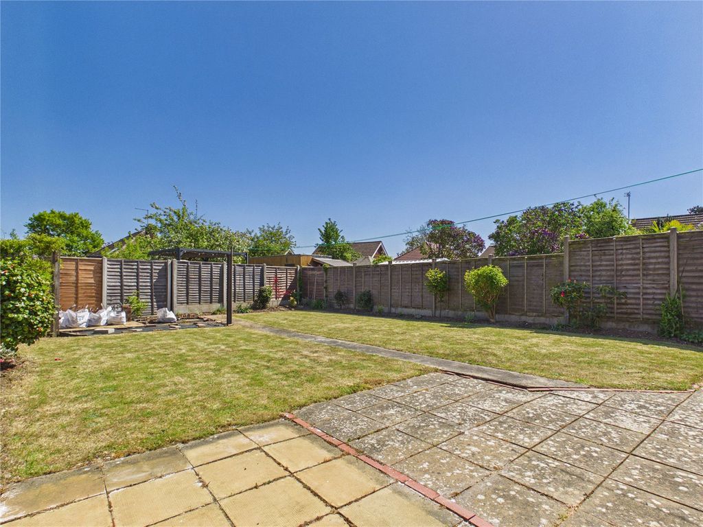Property photo 2 of 17 Picture No. 01