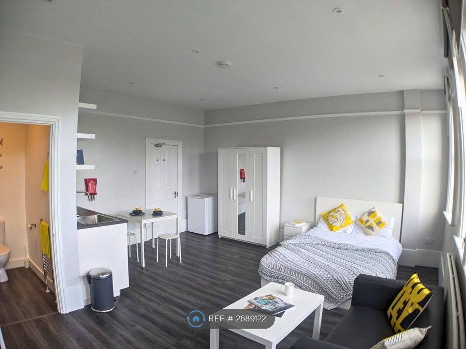 Property photo 1 of 10 Your Own Private Space