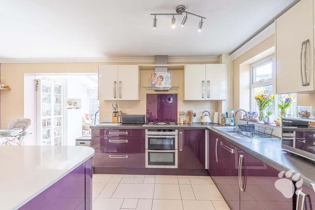 Property photo 2 of 30 Kitchen/Diner