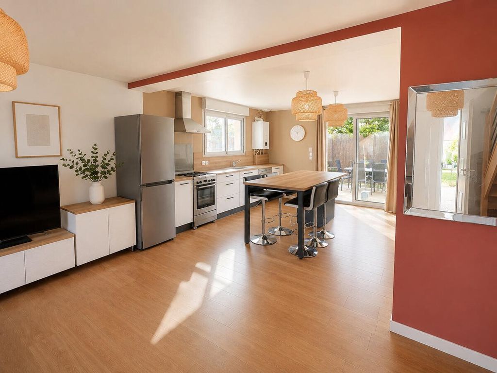 Property photo 2 of 21