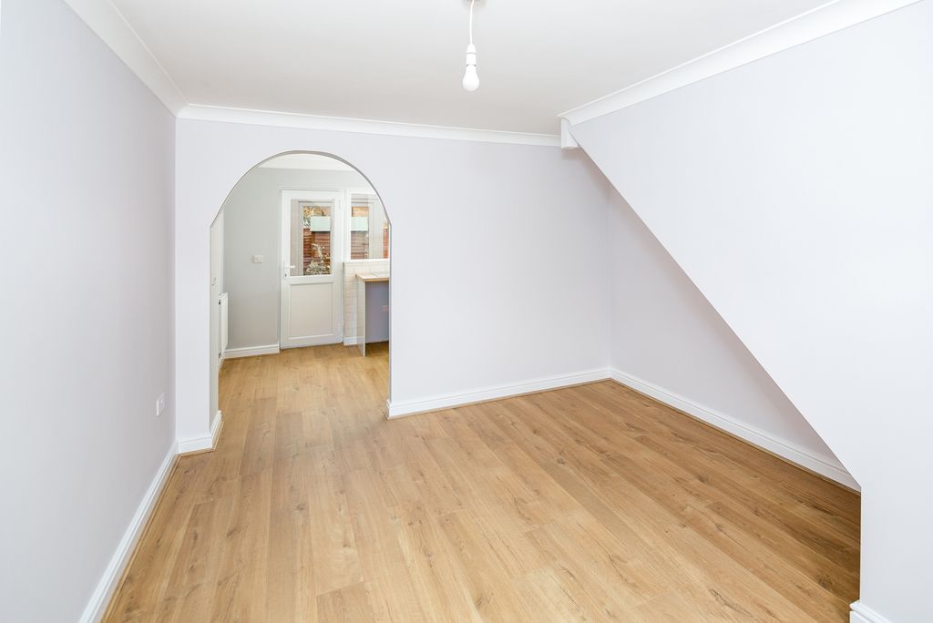 Property photo 3 of 20 Living Room