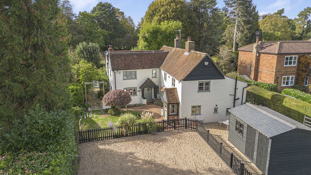Property photo 1 of 42
