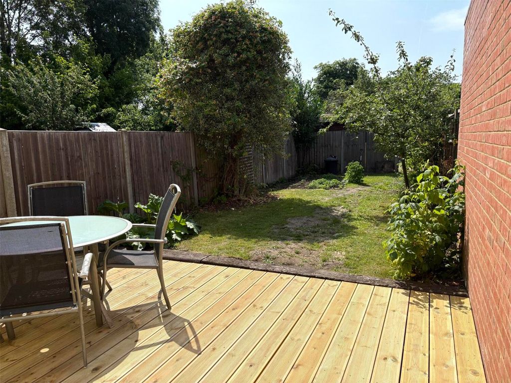Property photo 2 of 11 Picture No. 04