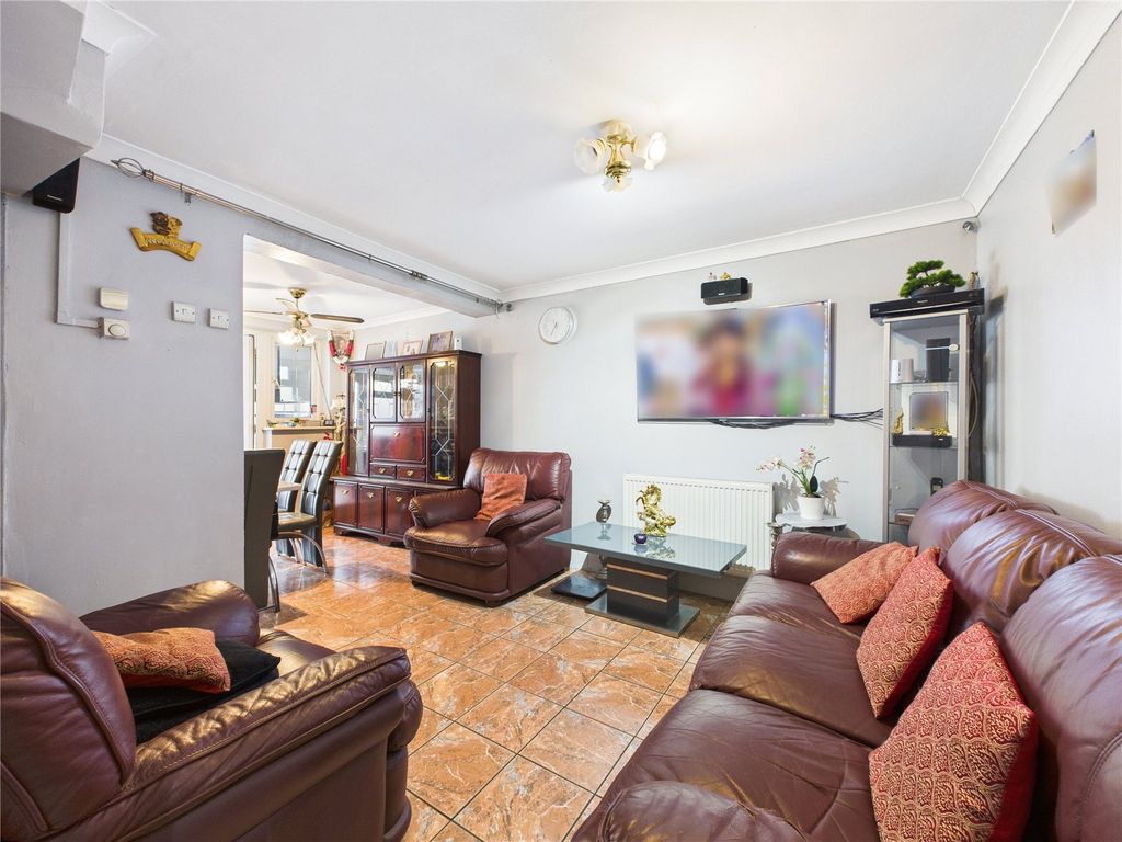 Property photo 3 of 12 Picture No. 19