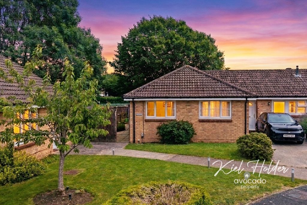 Property photo 2 of 19 5221602