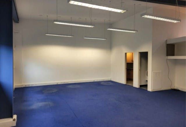 Property photo 3 of 6 Image 4