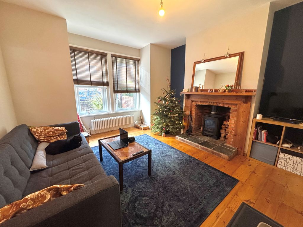 Property photo 2 of 16