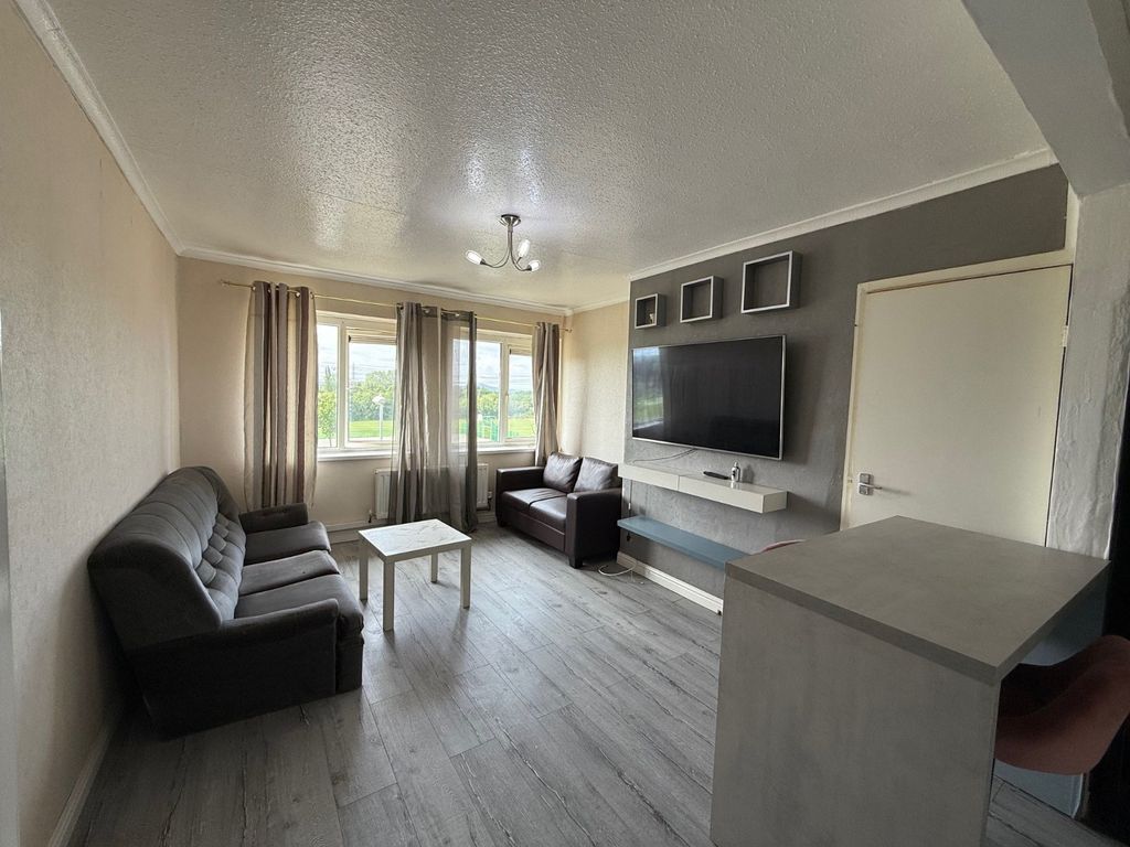 Property photo 2 of 13 Picture No. 09
