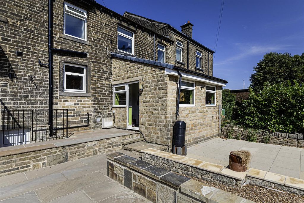 Property photo 1 of 23