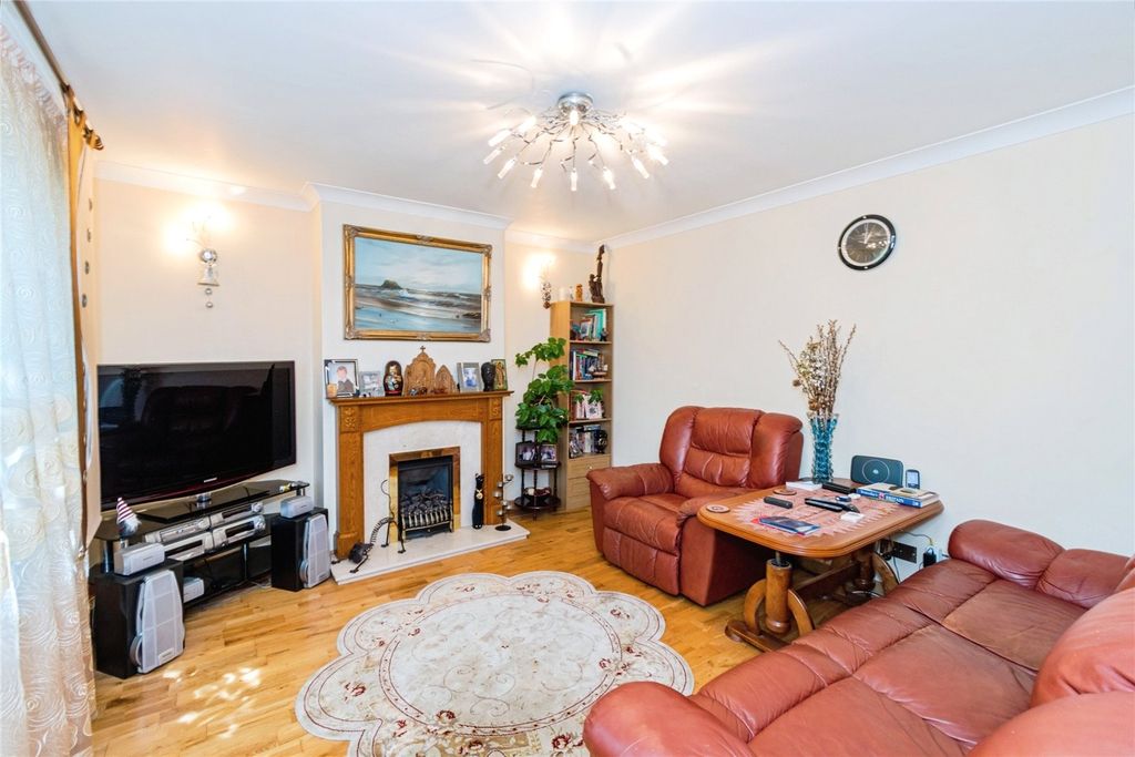 Property photo 2 of 14 Picture No. 01