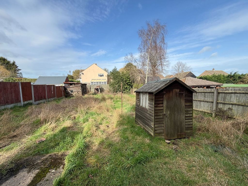 Property photo 3 of 19