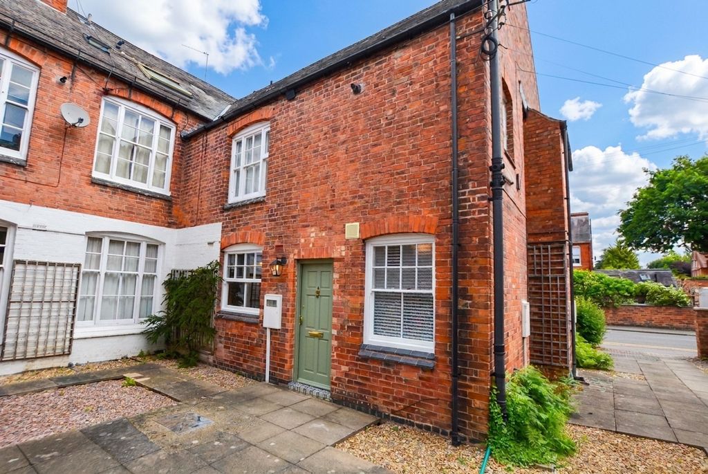 Property photo 1 of 16