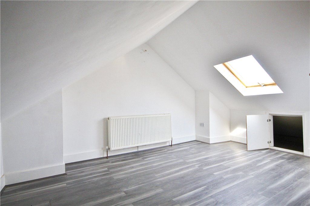 Property photo 1 of 8 Bedroom