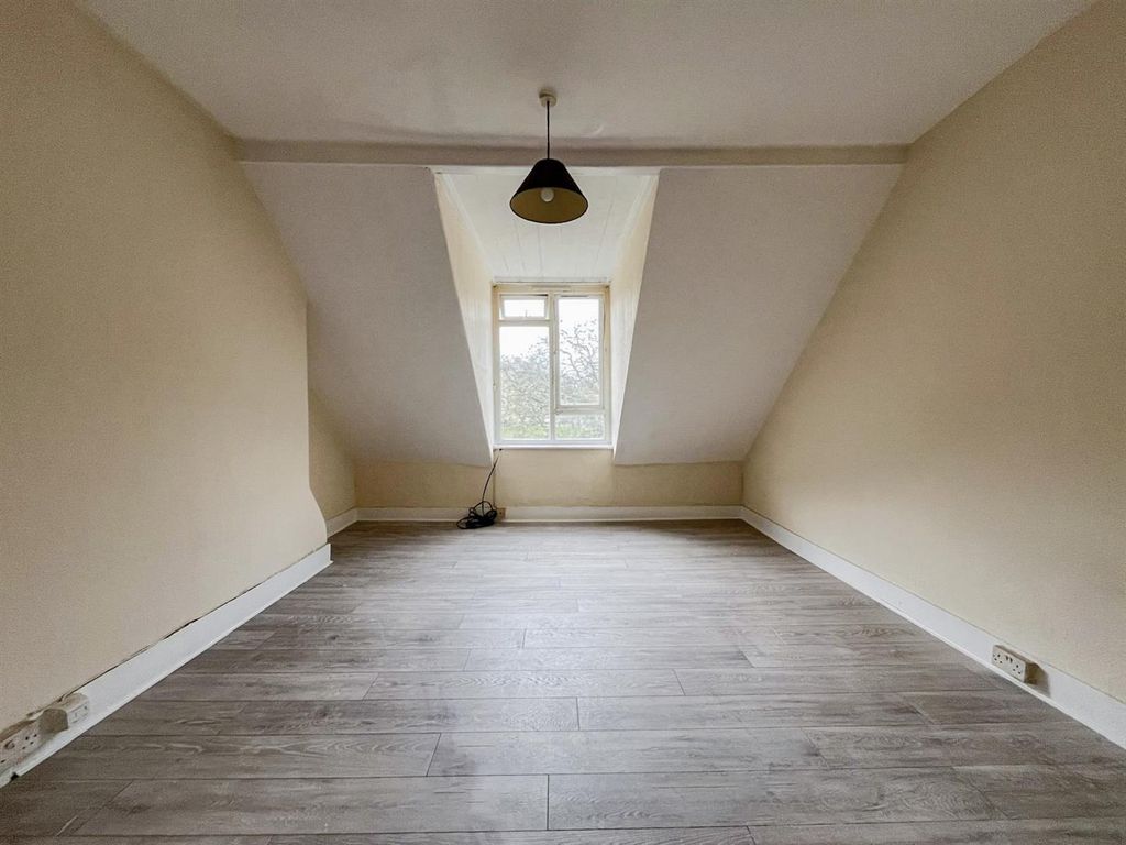 Property photo 2 of 13 Living Room