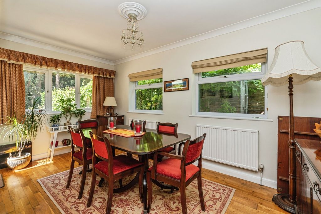 Property photo 3 of 16 Pbox-Img.Jpg