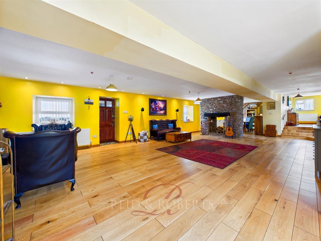 Property photo 2 of 54 Cam04884G0-Pr0063-Still013.Jpg