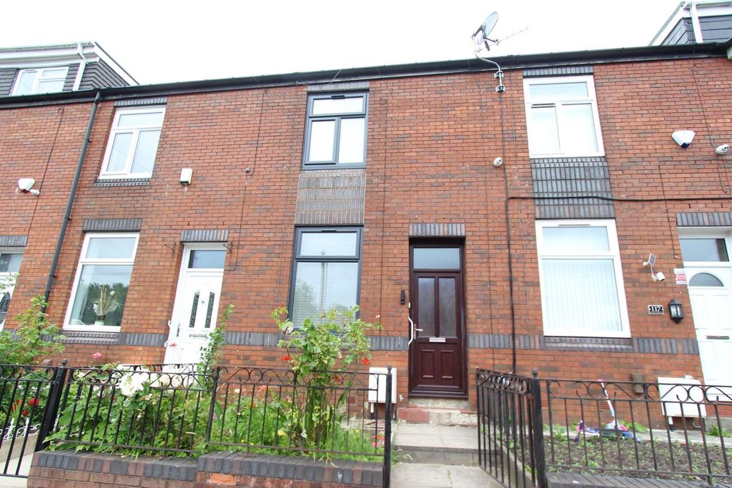 Property photo 2 of 14