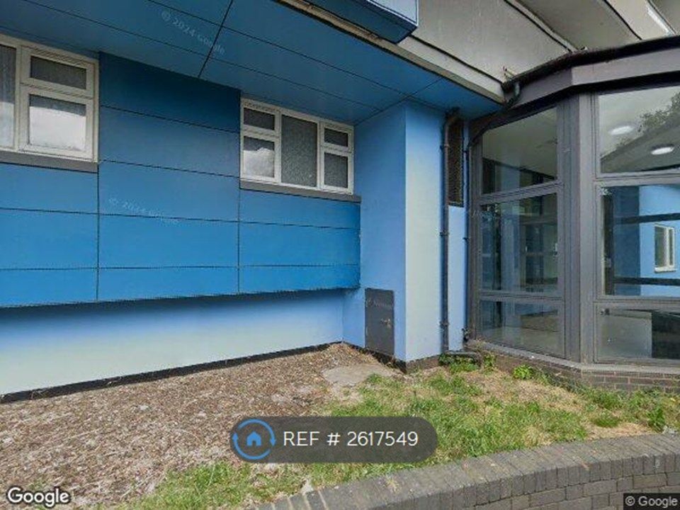 Property photo 1 of 12