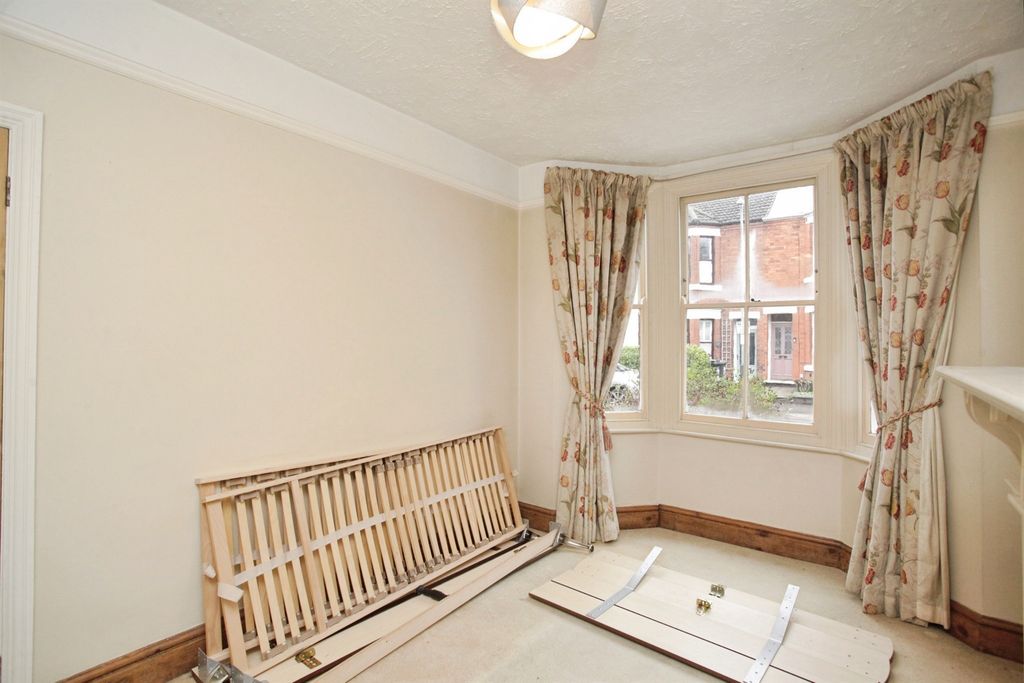 Property photo 3 of 22