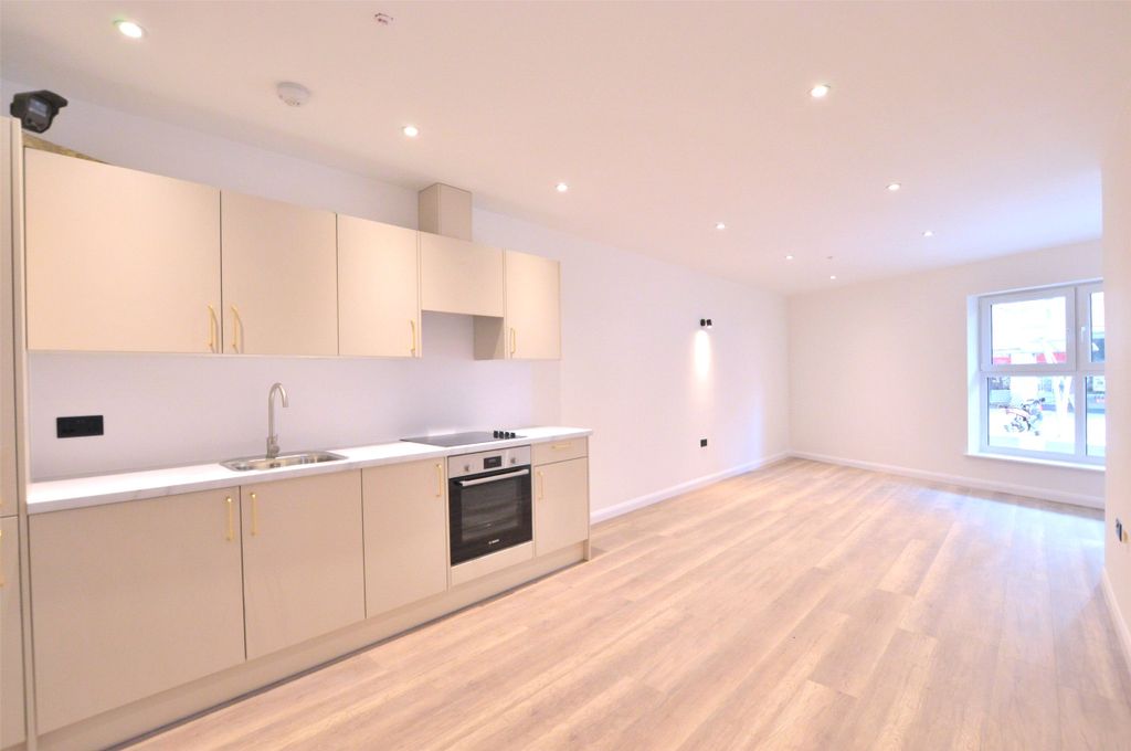 Property photo 1 of 7 Kitchen