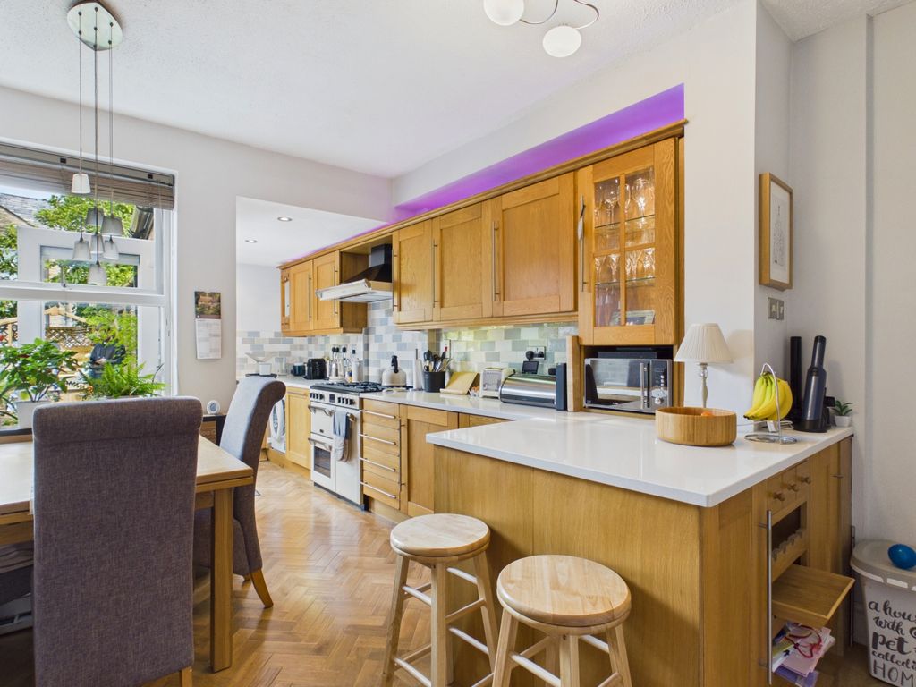 Property photo 3 of 11 Kitchen Dining Room