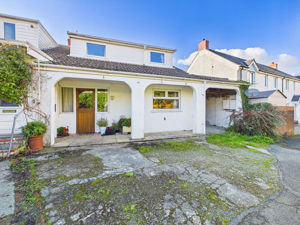 Property photo 1 of 25