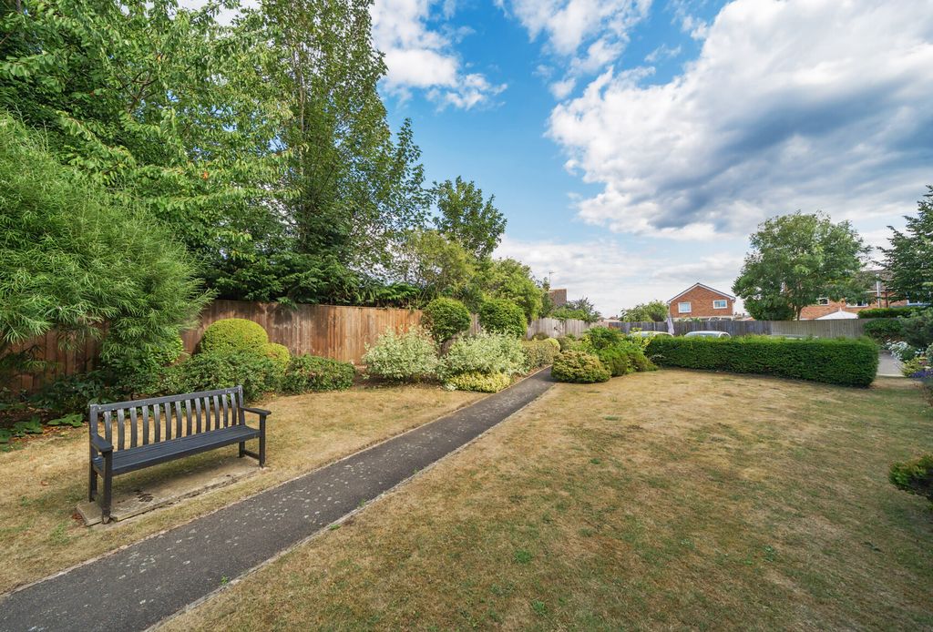 Property photo 3 of 10 1320439-4-6866B93...