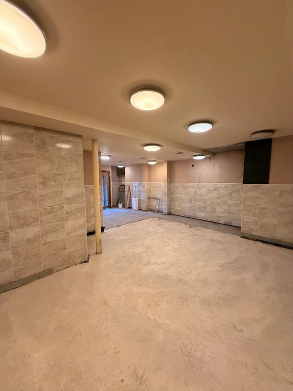 Property photo 3 of 6 Img_6813.Jpg