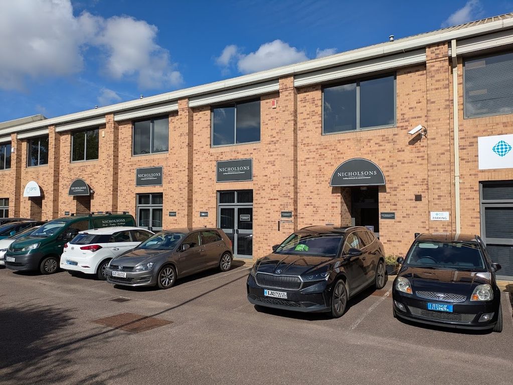 Property photo 1 of 12