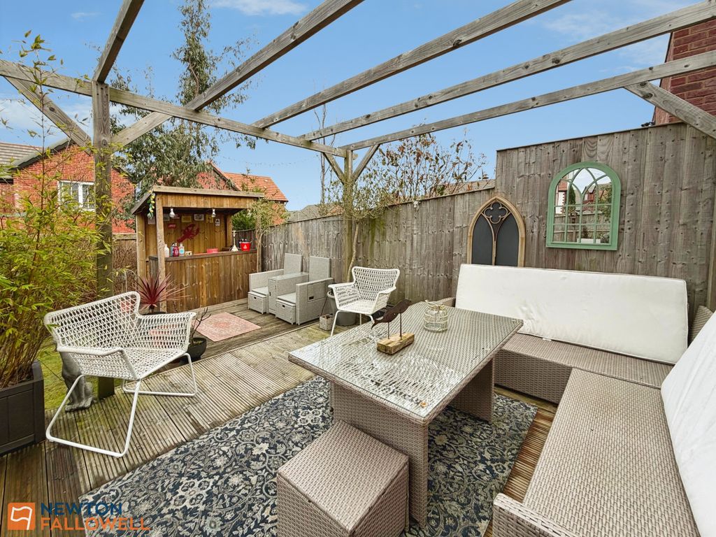 Property photo 1 of 41