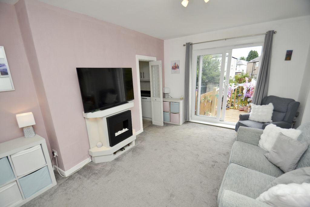 Property photo 3 of 24 5290846