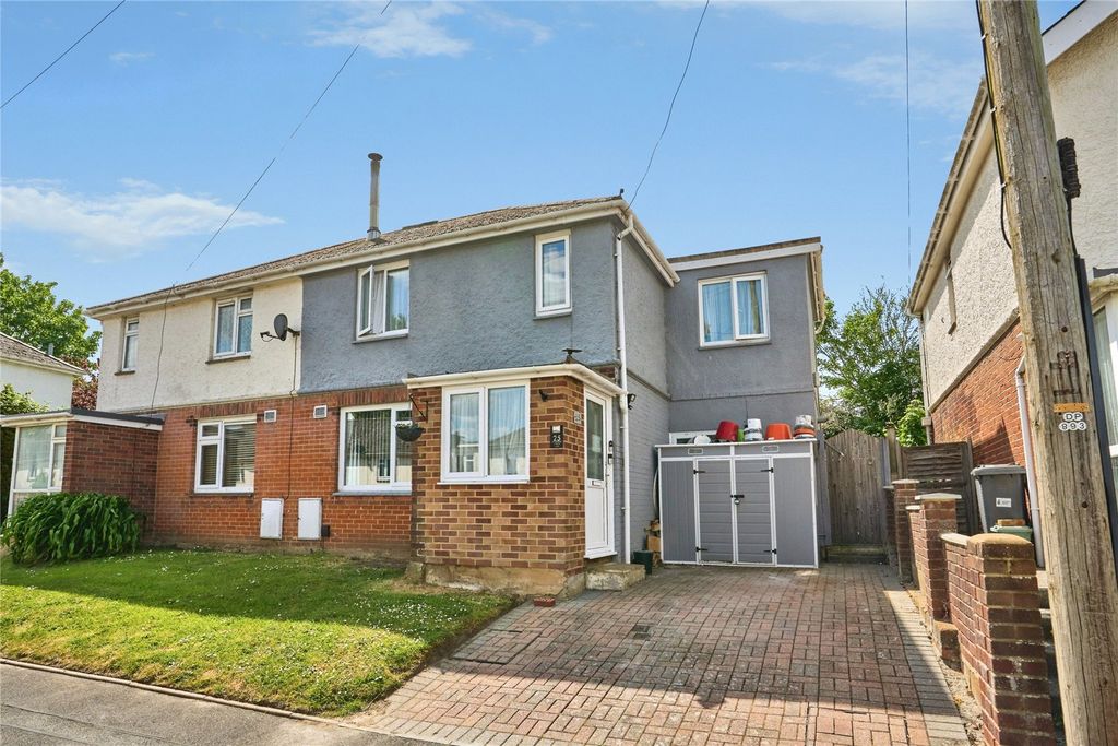 Property photo 1 of 16 Picture No. 03