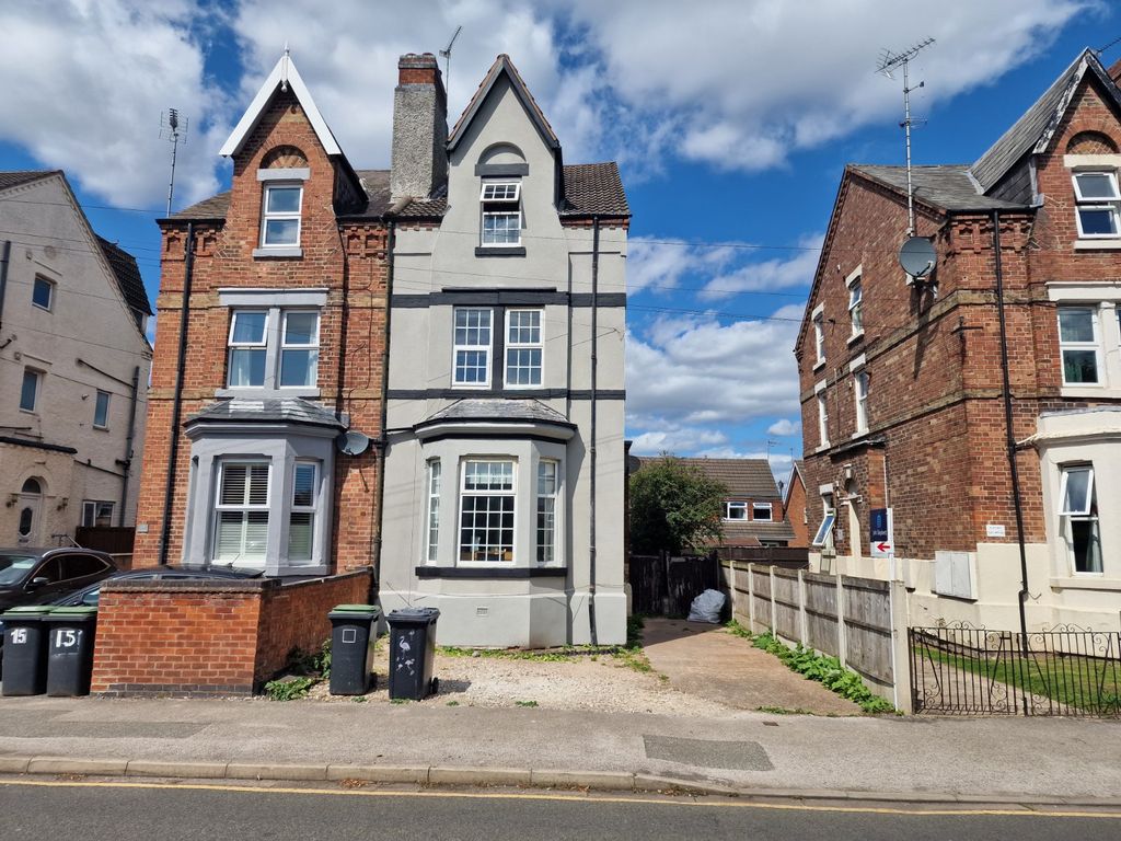 Property photo 1 of 12 Front