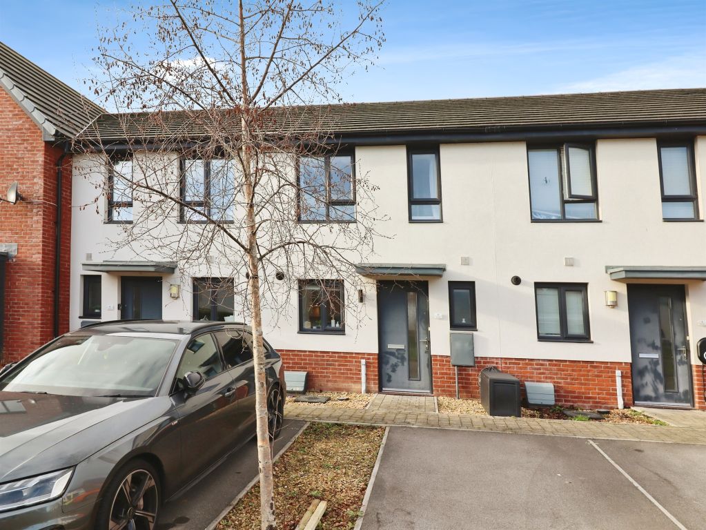 Property photo 1 of 18