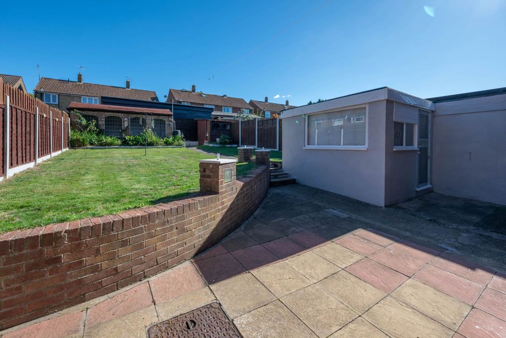 Property photo 2 of 15