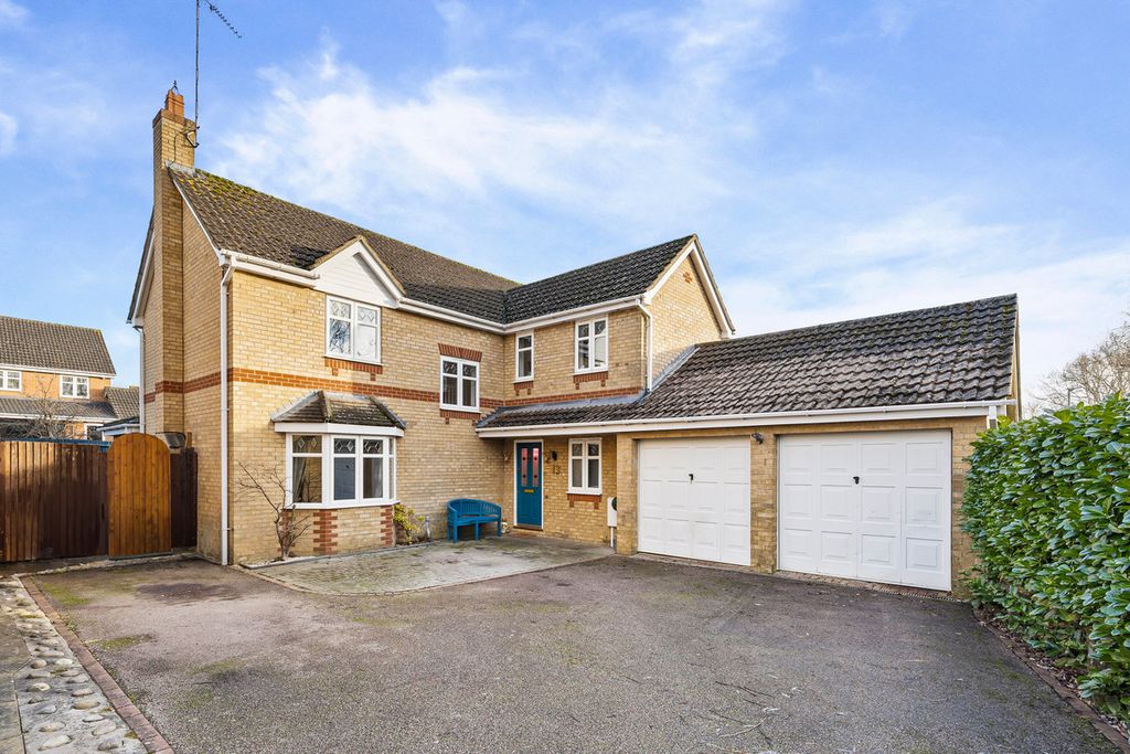 Property photo 1 of 41