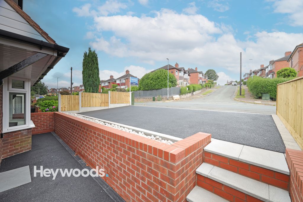 Property photo 3 of 57 0F1A9293