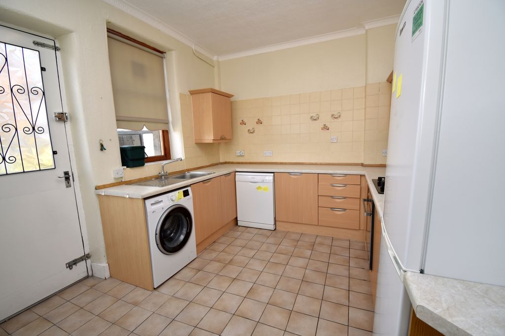 Property photo 3 of 26