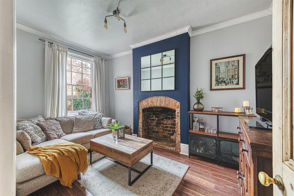 Property photo 3 of 26 E92A0322_Hdr.Jpg