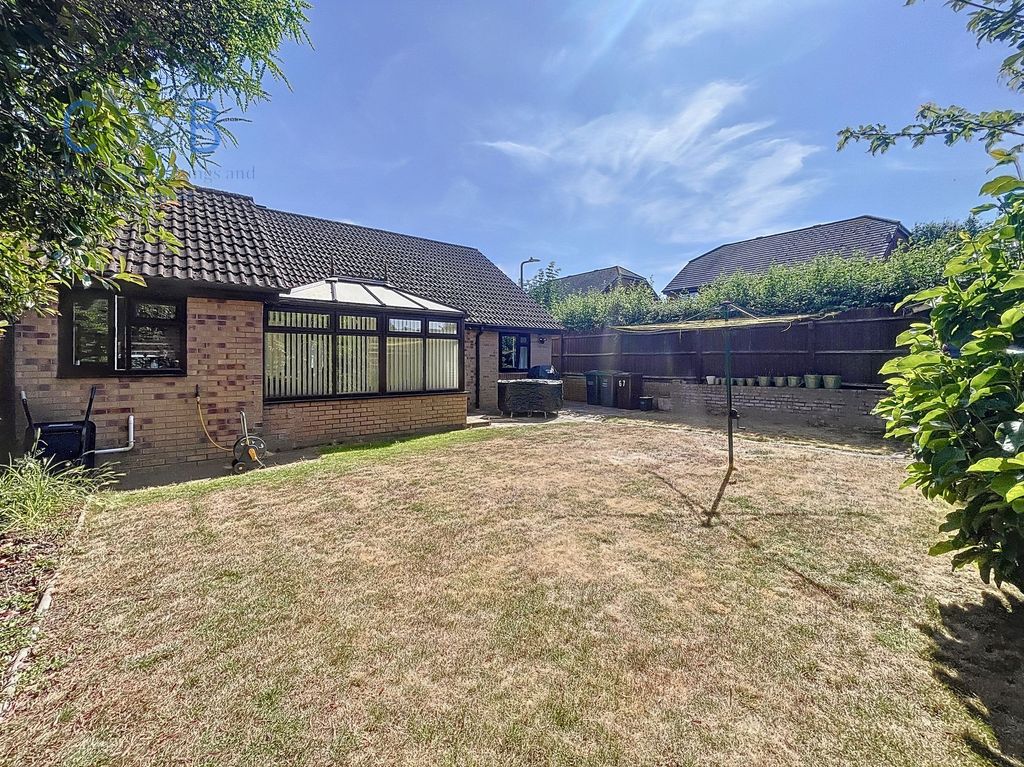 Property photo 3 of 13