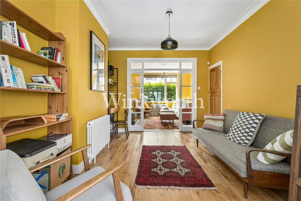 Property photo 3 of 25 Picture No. 24