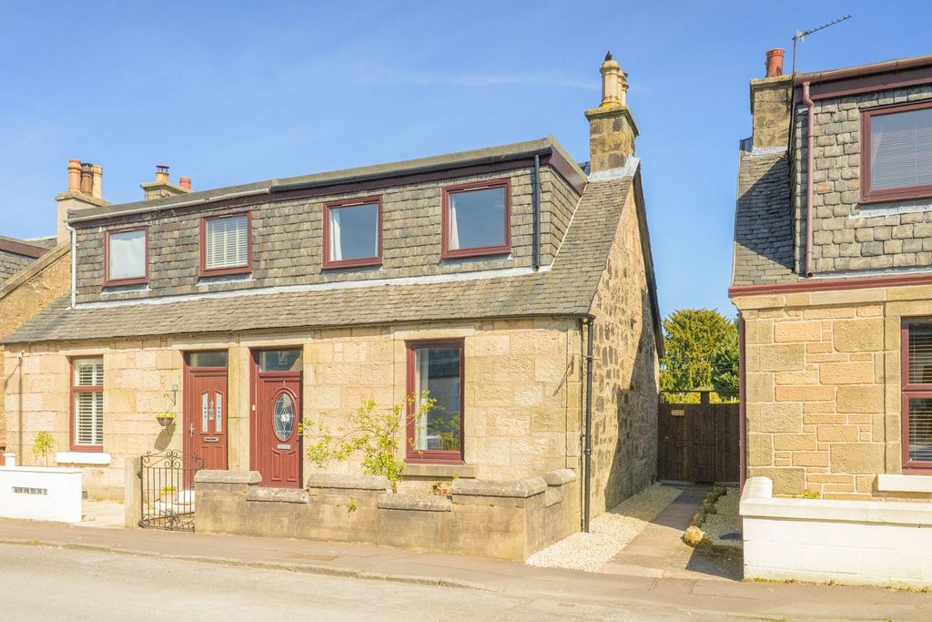 Property photo 1 of 33