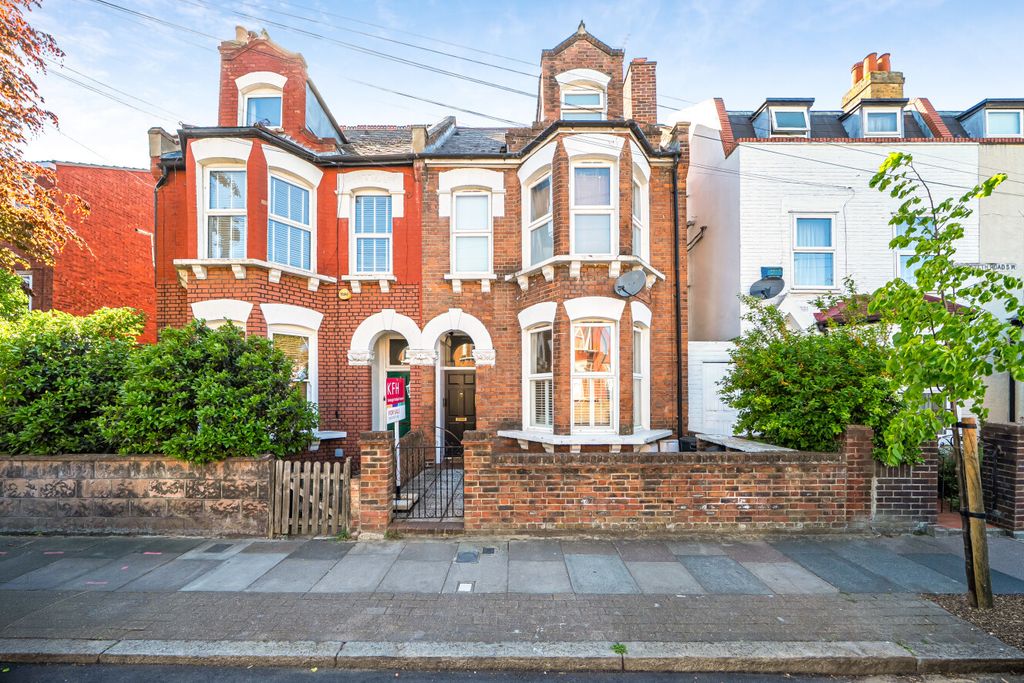 Property photo 1 of 12 1-69F3F4Dec4Bad-1...