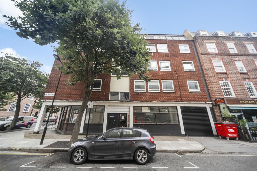 Property photo 2 of 9