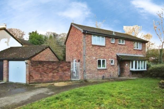 Property photo 1 of 11 Pbox-Img.Jpg