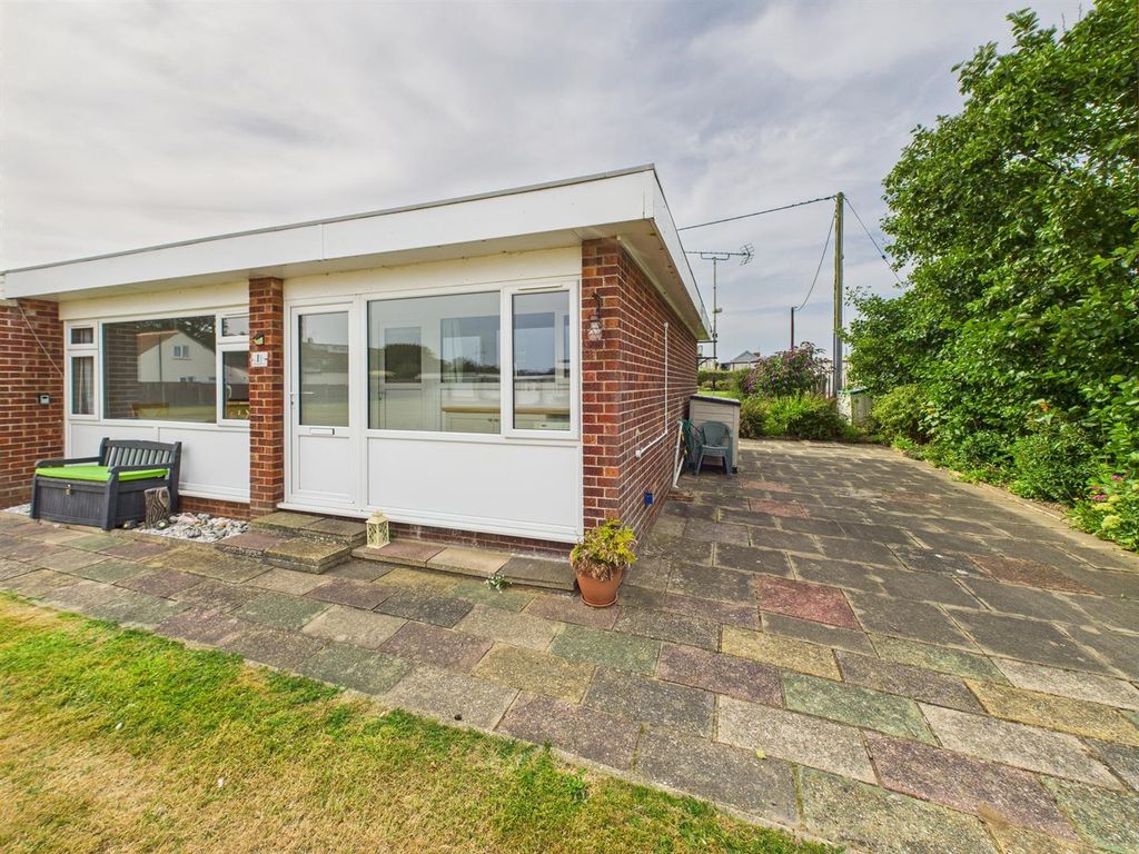 Property photo 1 of 24 Cam04116G0-Pr0240-Still023.Jpg