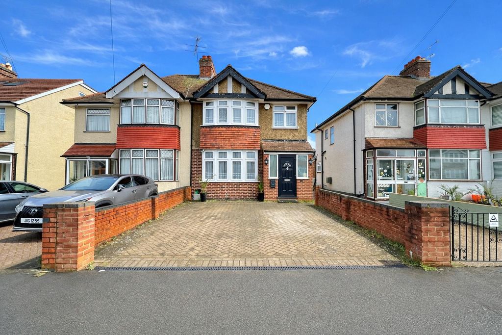 Property photo 1 of 22 4Dcb642F-494A-485d-B68A-Ceaff90Deab2.Png